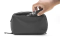 Peak Design Wash Pouch – kosmetyczka podróżna z hakiem, czarna – zdjęcie 4