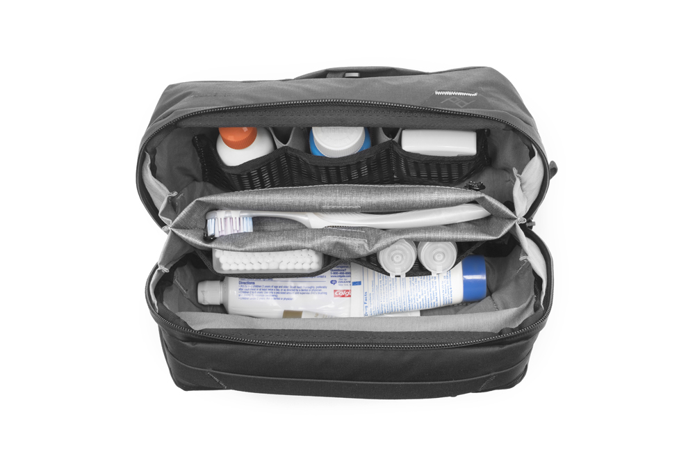Peak Design Wash Pouch – kosmetyczka podróżna z hakiem, czarna – Mało miejsca na umywalce