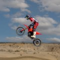 Altis Sigma MX skok w terenie – elektryczny motocross 110 km/h