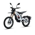 Surron Light Bee L1e 2026 biały – ujęcie skośne