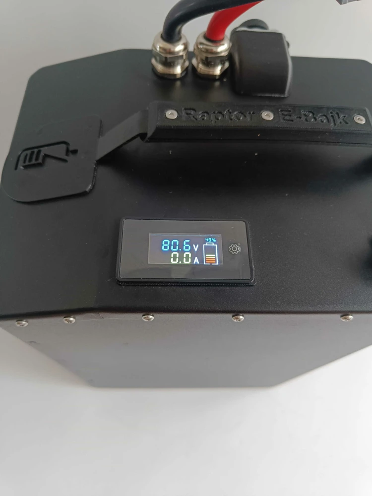 Akumulator do Surron Ultra Bee 81,2 V 80 Ah (6512 Wh) z ładowarką – do 50 kW – Ze sterownikiem seryjnym albo customowym