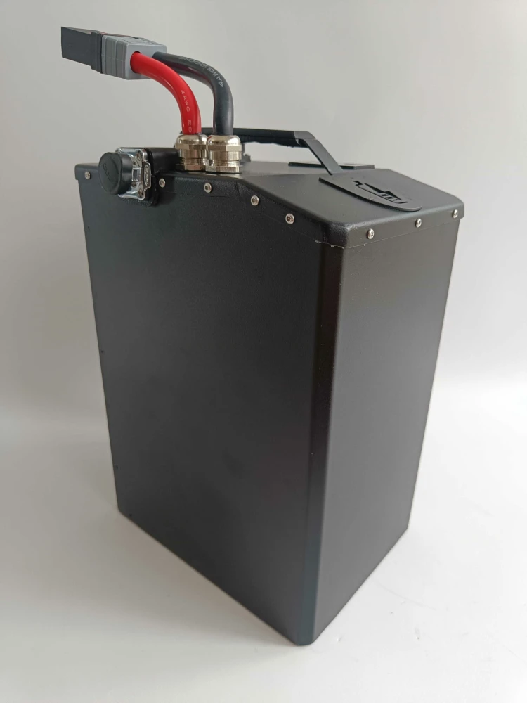 Akumulator do Surron Ultra Bee 72 V 90 Ah (6480 Wh) – 30 kW – Moc i zasięg
