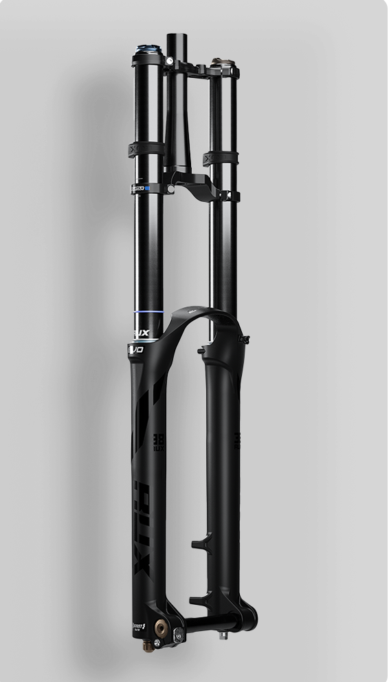Bonnell 775 MX - widelec Suntour Rux 38 RC+ o skoku 200 mm